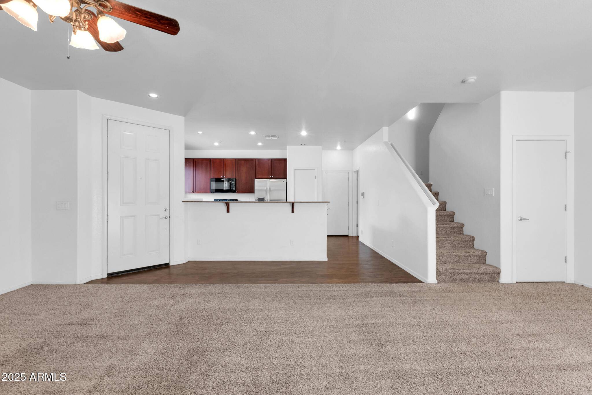 Phoenix, AZ 85042,7533 S 31ST Place