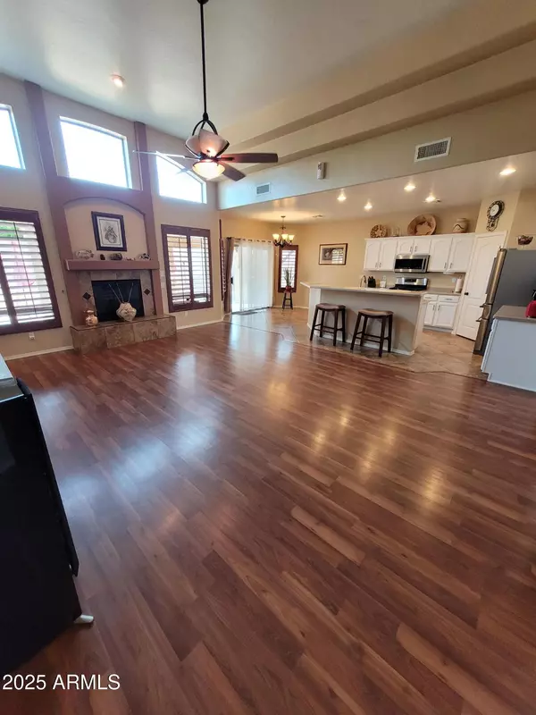 Mesa, AZ 85207,11460 E DARTMOUTH Street