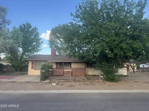 37 S 5th W Street #TH, Snowflake, AZ 85937