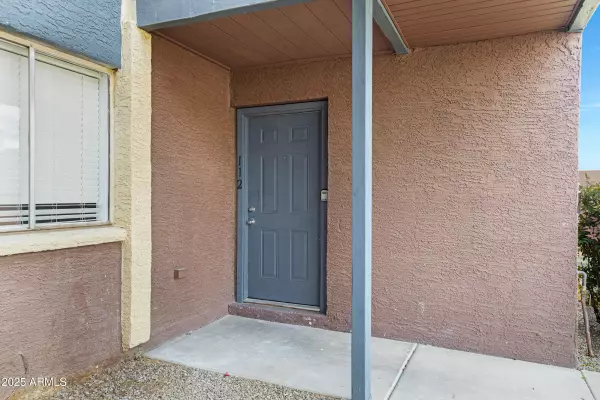 Phoenix, AZ 85032,16602 N 25TH Street #112