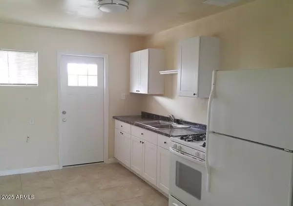 Phoenix, AZ 85014,4323 N 13TH Place