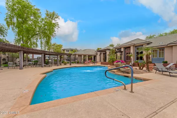 Phoenix, AZ 85008,5345 E VAN BUREN Street #258