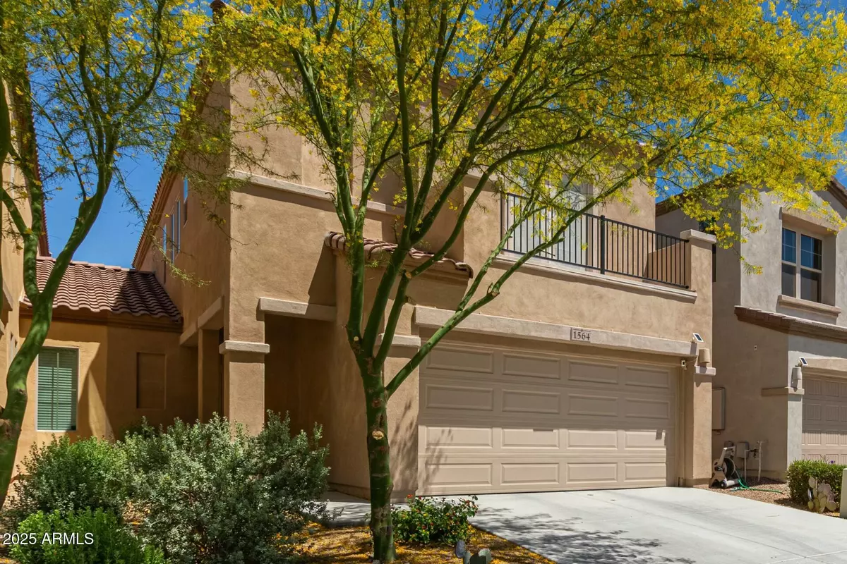 Phoenix, AZ 85045,1564 W REDWOOD Lane