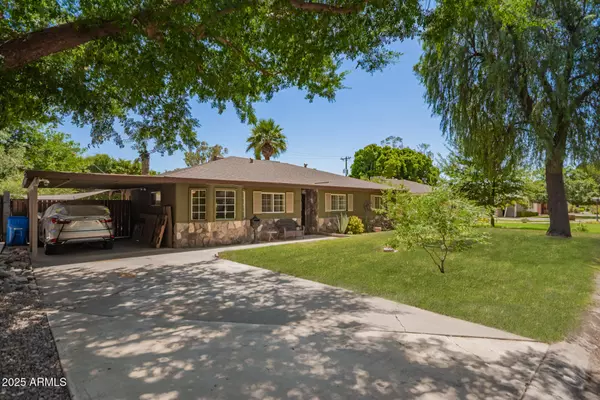 Phoenix, AZ 85016,1825 E MEDLOCK Drive