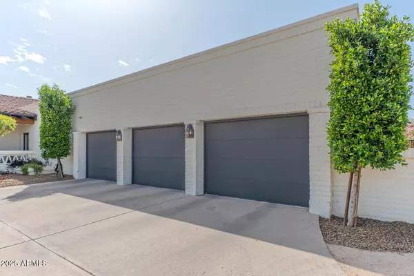 Mesa, AZ 85205,4617 E ELMWOOD Circle