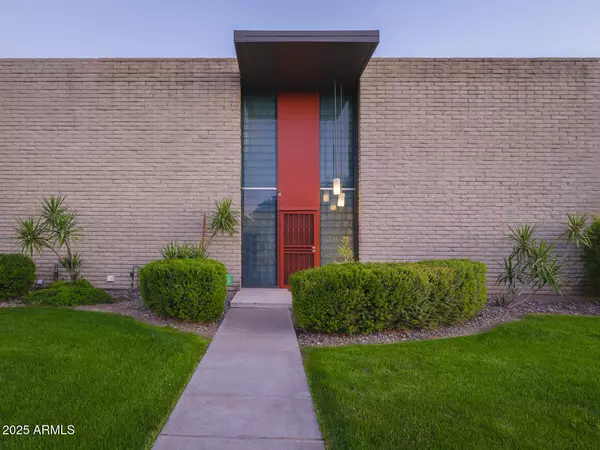 1693 E MARYLAND Avenue, Phoenix, AZ 85016