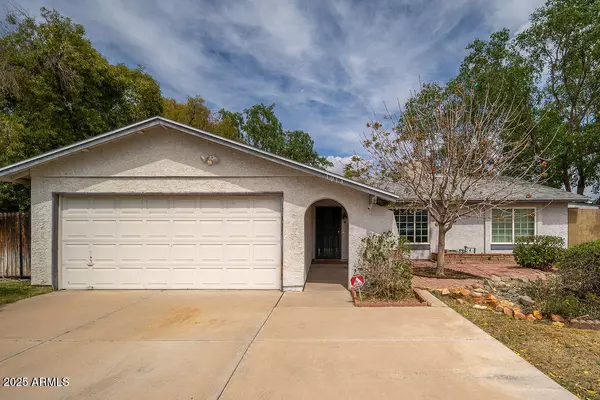 Phoenix, AZ 85027,1014 W Hononegh Drive