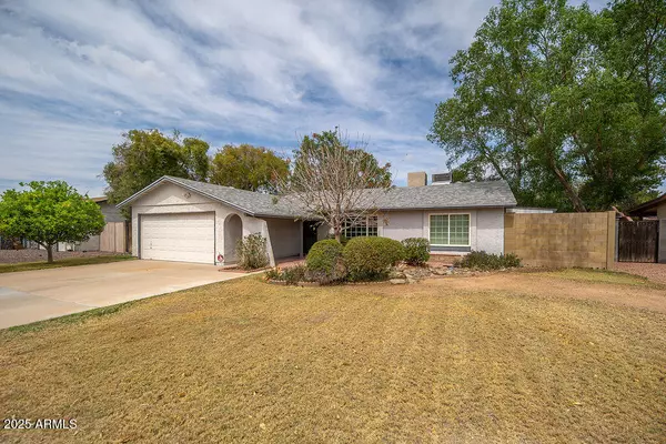 1014 W Hononegh Drive, Phoenix, AZ 85027