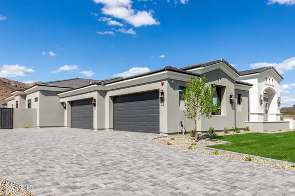 Phoenix, AZ 85045,3046 W Redwood Lane