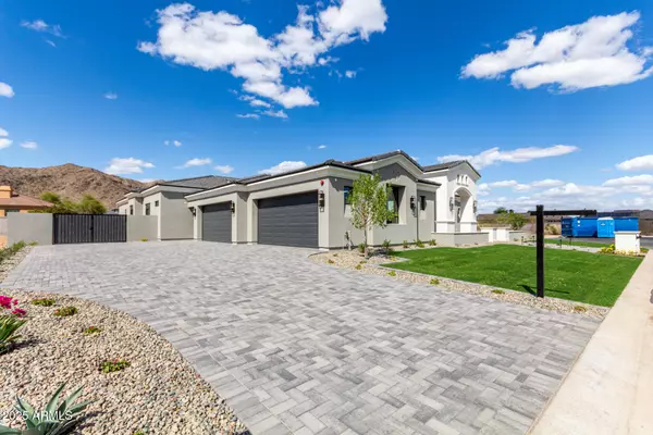 Phoenix, AZ 85045,3046 W Redwood Lane