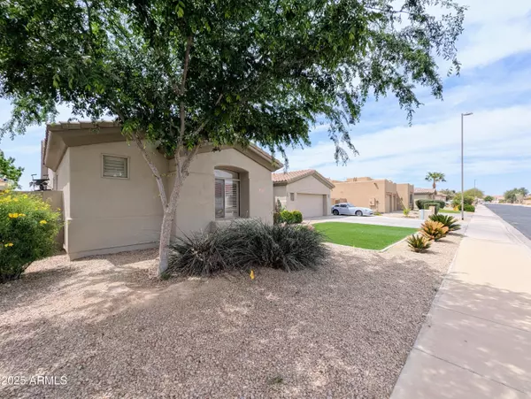 14703 W HILLSIDE Street, Goodyear, AZ 85395
