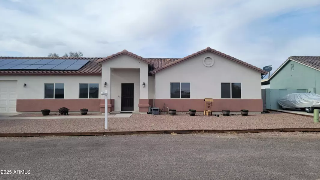 3062 W 14TH Avenue, Apache Junction, AZ 85120