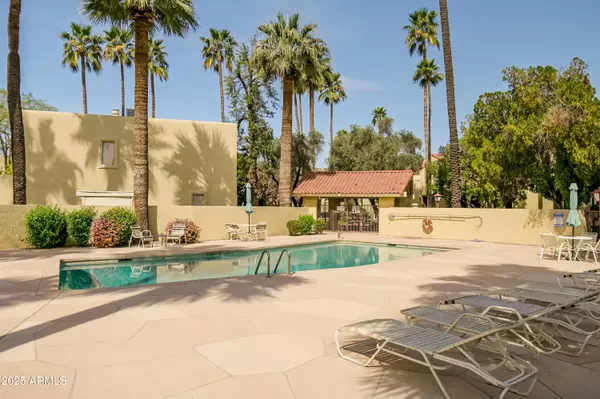 Phoenix, AZ 85013,6540 N 7TH Avenue #46