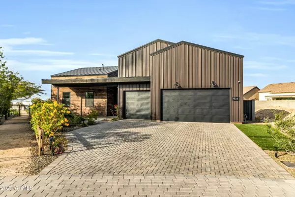 Phoenix, AZ 85041,908 W CALDWELL Street