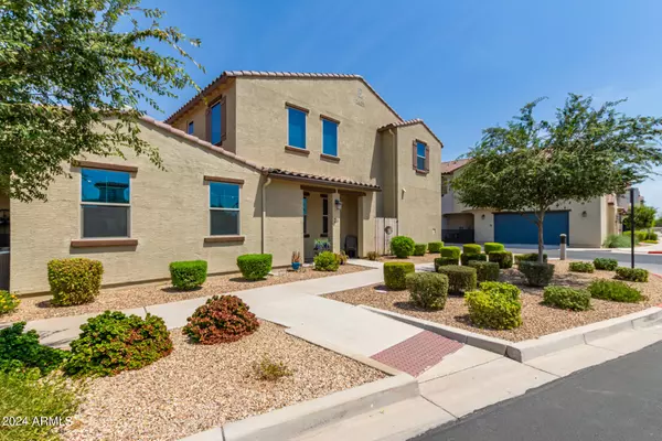 3855 S MCQUEEN Road #24, Chandler, AZ 85286