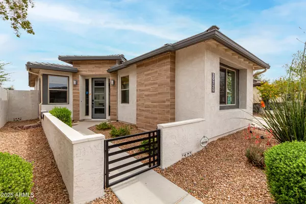 San Tan Valley, AZ 85140,39729 N COLLINS Lane