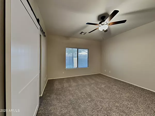 2600 E LA COSTA Drive Chandler, AZ 85249