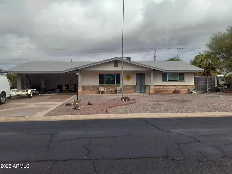 610 E ESTEVAN Avenue, Apache Junction, AZ 85119