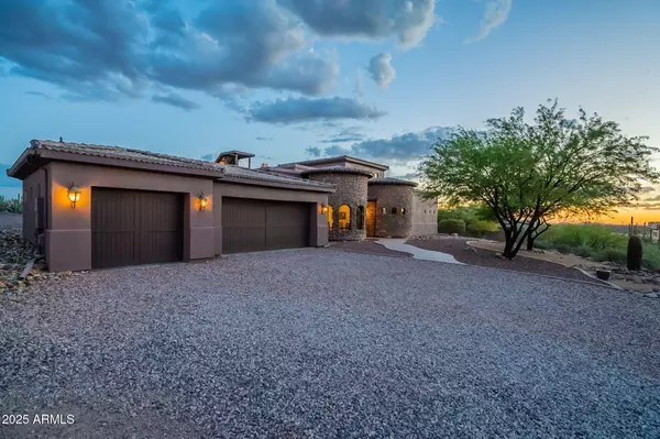 Apache Junction, AZ 85119,5727 E BELL Street