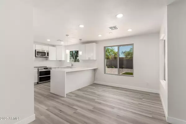 Phoenix, AZ 85032,17411 N 36TH Street