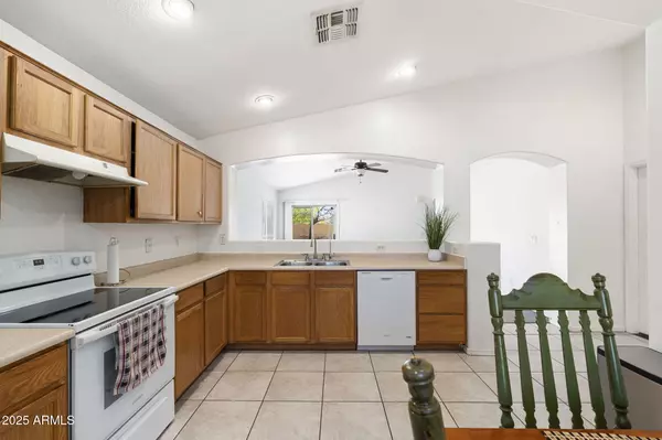 Tolleson, AZ 85353,2031 S 86TH Lane