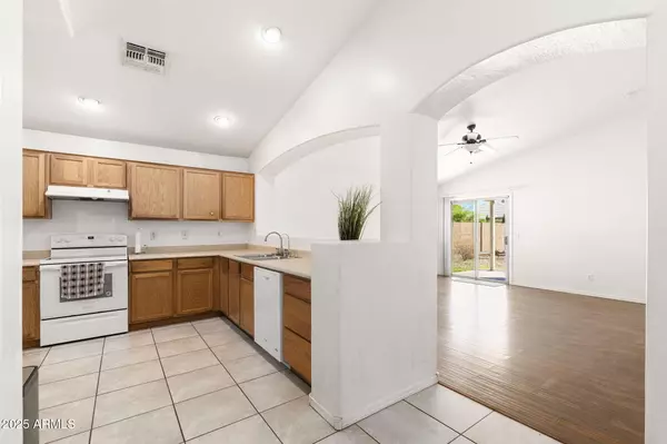 Tolleson, AZ 85353,2031 S 86TH Lane