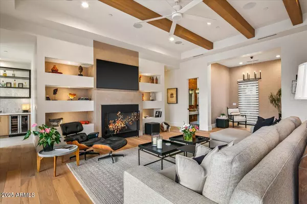 Scottsdale, AZ 85260,8220 E SHARON Drive