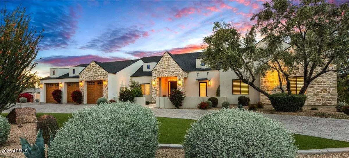 Scottsdale, AZ 85260,8220 E SHARON Drive