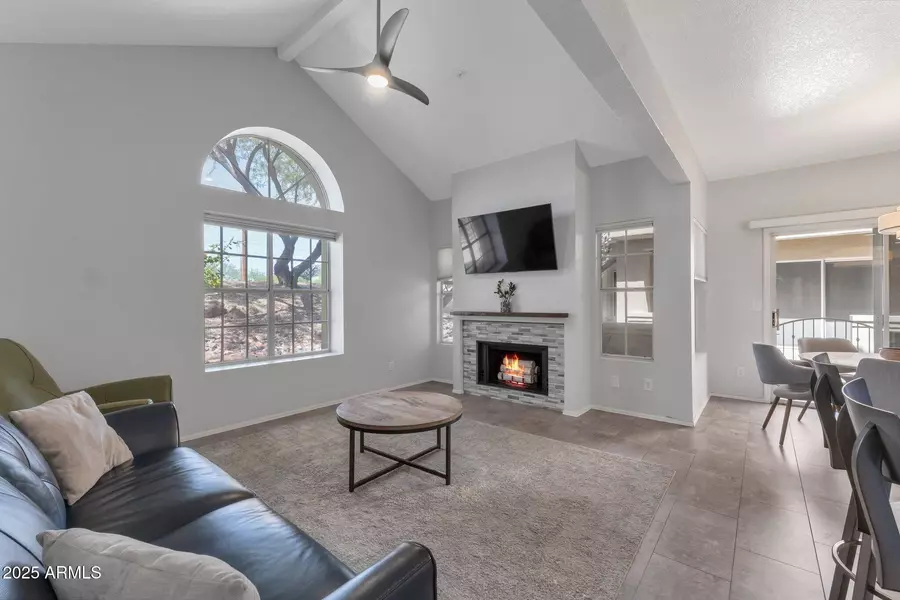 7675 E MCDONALD Drive #107, Scottsdale, AZ 85250