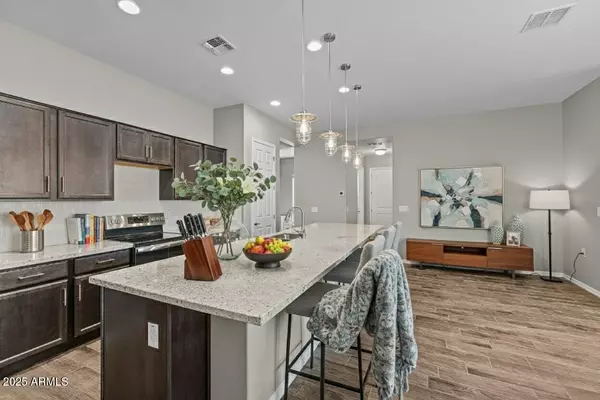 4244 SAWBUCK Way, Wickenburg, AZ 85390