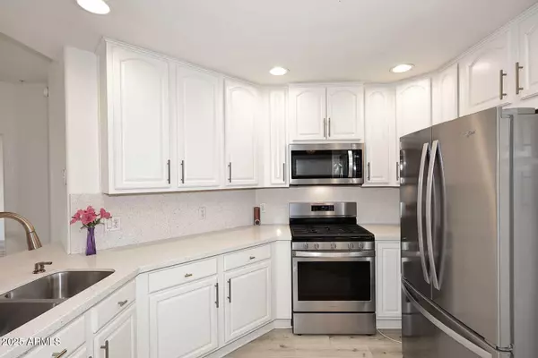 5350 E DEER VALLEY Drive #2435, Phoenix, AZ 85054