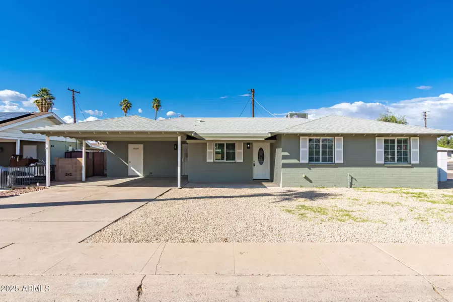 3502 W GARDENIA Avenue, Phoenix, AZ 85051