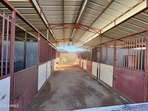 Gilbert, AZ 85297,2017 E WILLIS Road