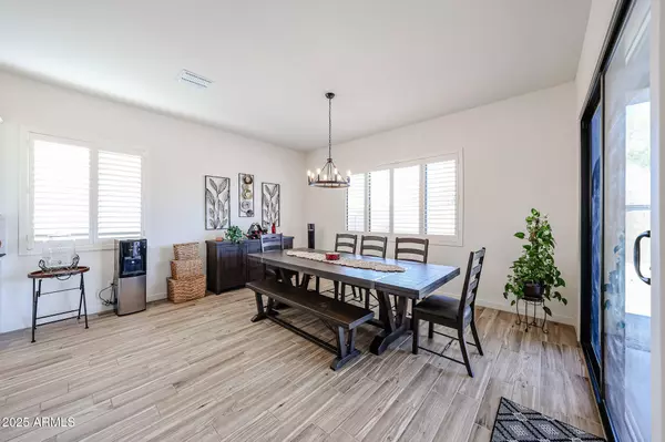 8356 W CAROLE Lane Glendale, AZ 85305