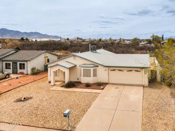 Huachuca City, AZ 85616,115 ARROWHEAD Drive
