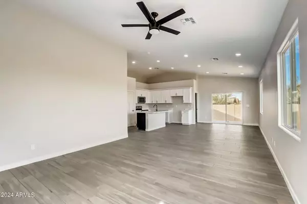 Arizona City, AZ 85123,8529 W REVENTON Drive