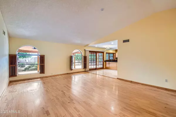 Scottsdale, AZ 85254,6115 E SPRING Road