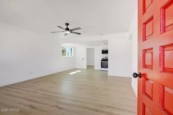 Phoenix, AZ 85009,3301 W PORTLAND Street