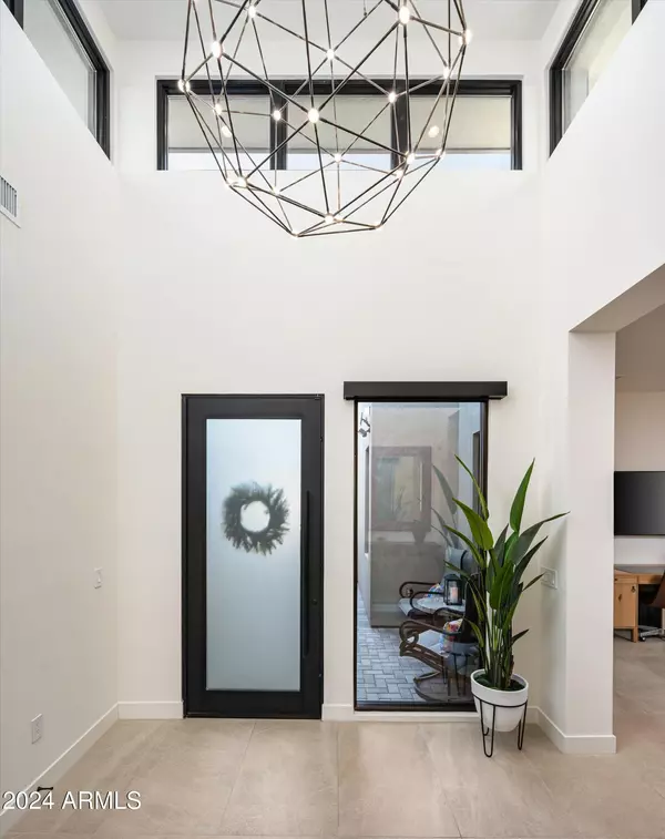 Scottsdale, AZ 85262,37200 N CAVE CREEK Road #1034