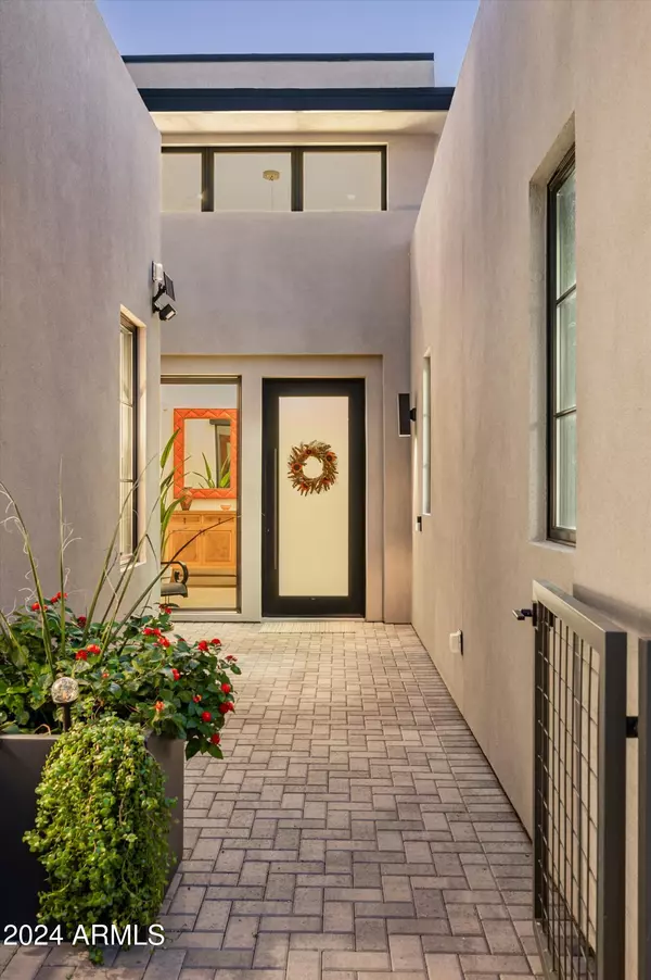 Scottsdale, AZ 85262,37200 N CAVE CREEK Road #1034