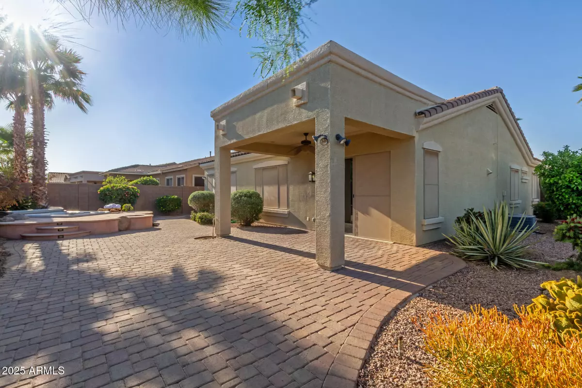 Surprise, AZ 85388,17517 W DAHLIA Drive