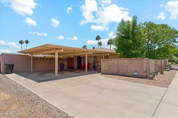 Scottsdale, AZ 85251,8202 E COOLIDGE Street