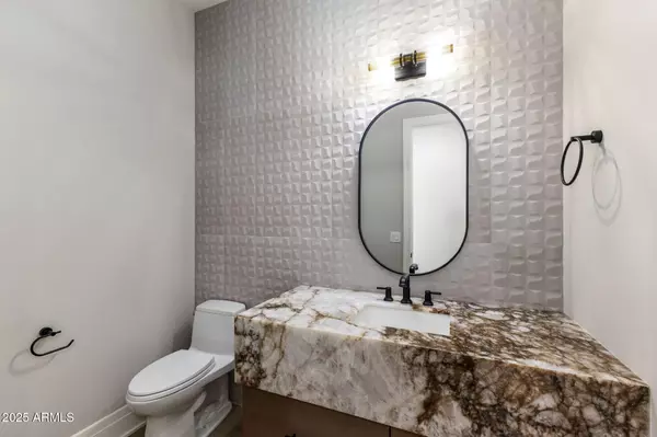 Scottsdale, AZ 85262,29121 N 105TH Street