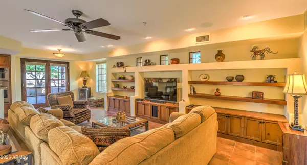 Scottsdale, AZ 85260,12646 N 80TH Place
