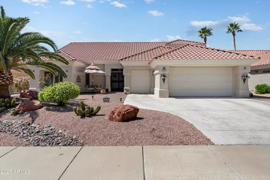 22126 N LOBO Lane, Sun City West, AZ 85375