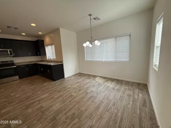 Phoenix, AZ 85041,1734 W POLLACK Street