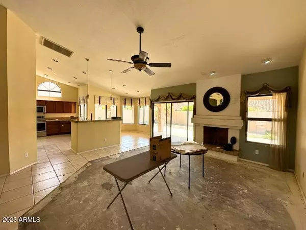 9709 W CHINO Drive Peoria, AZ 85382