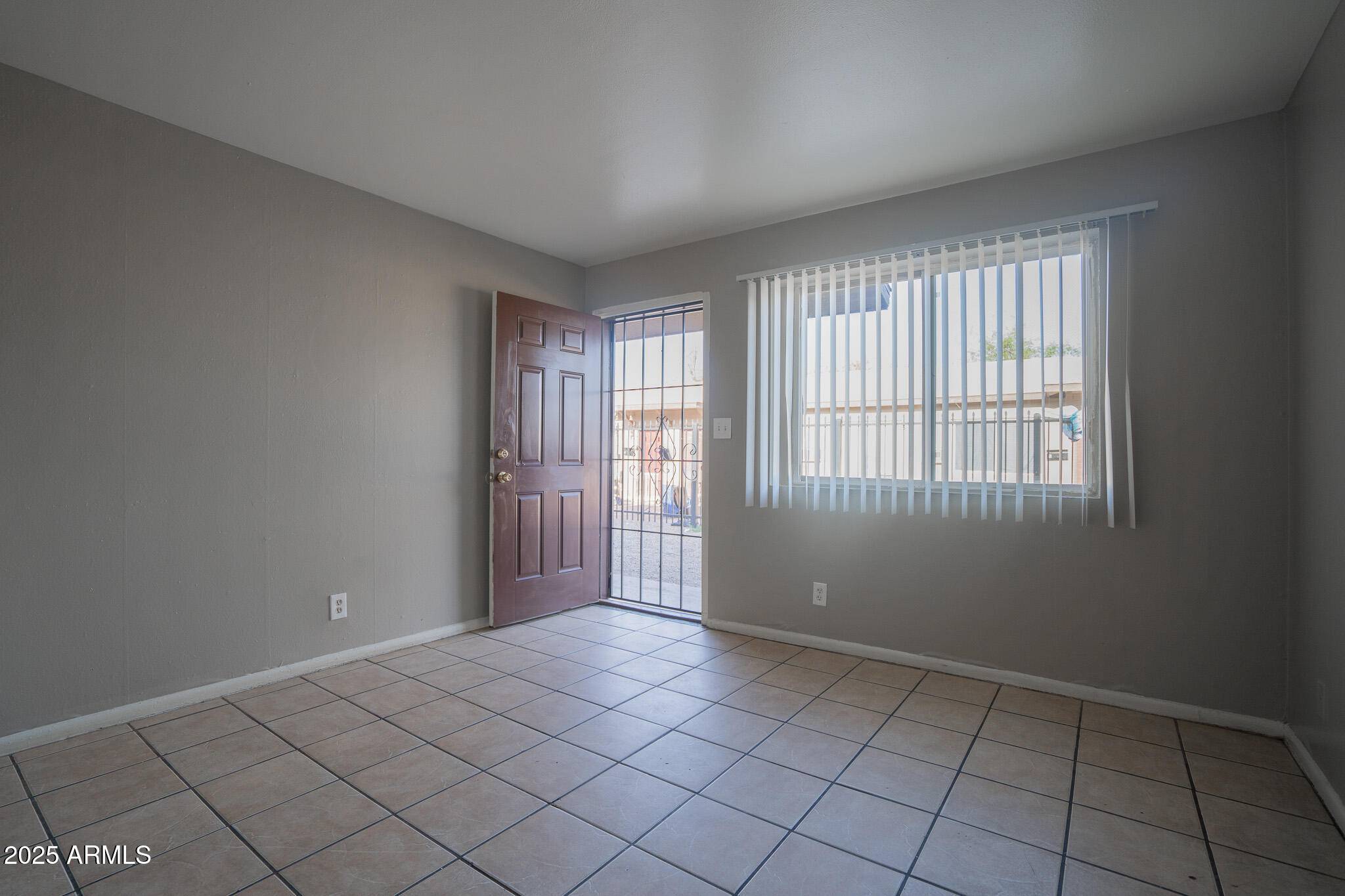 Phoenix, AZ 85006,2202 E TAYLOR Street #1