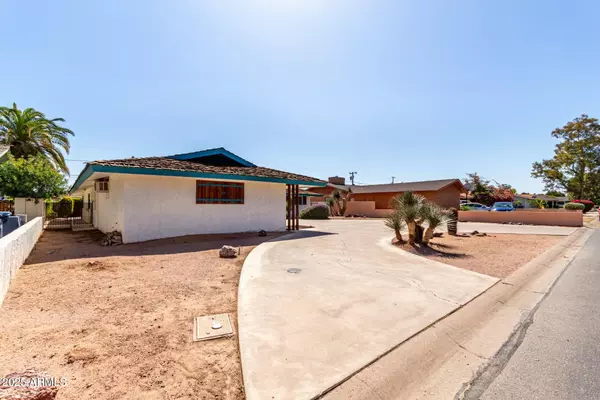 Chandler, AZ 85225,537 N JAY Street