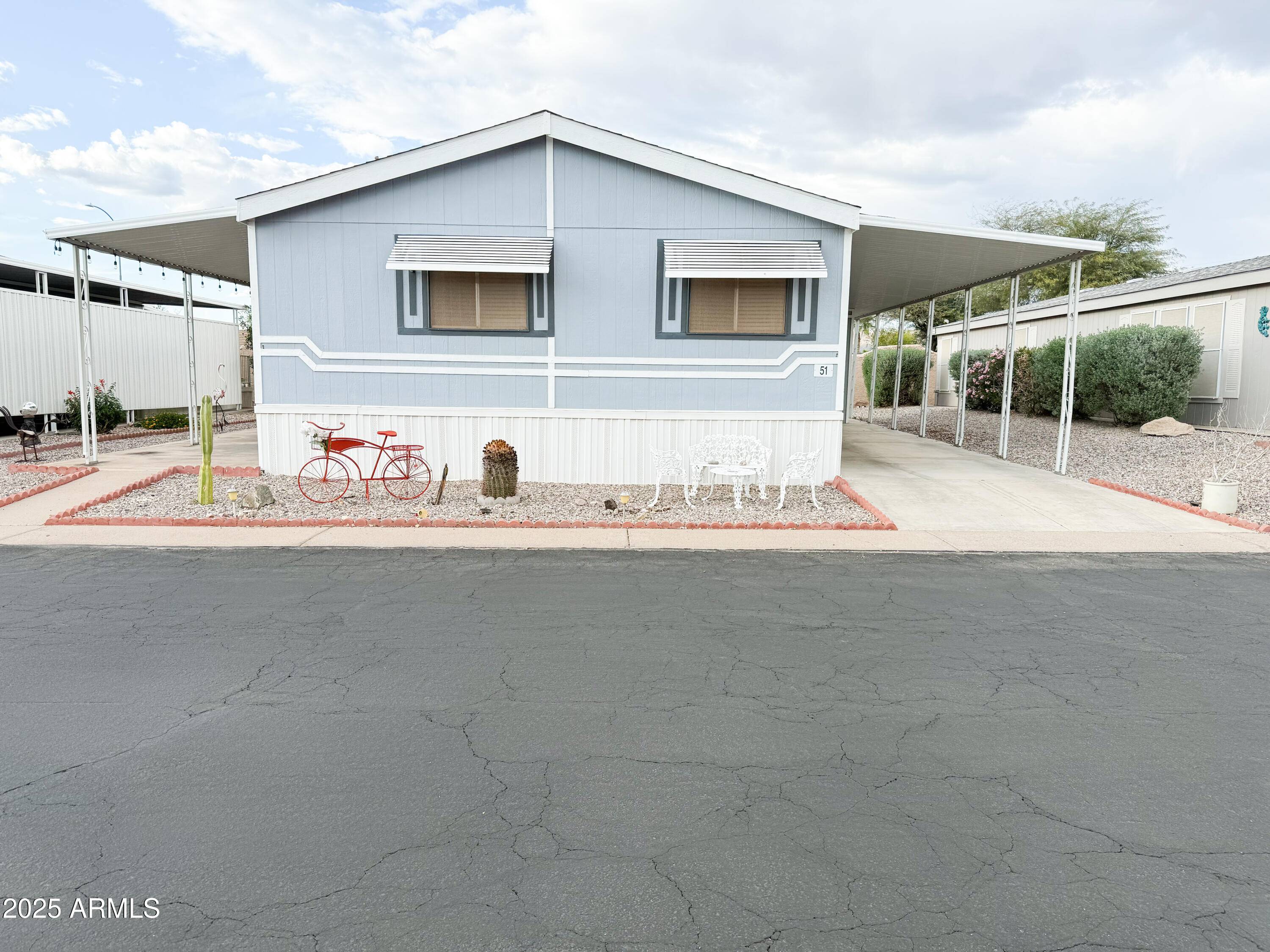 301 S SIGNAL BUTTE Road #51, Apache Junction, AZ 85120